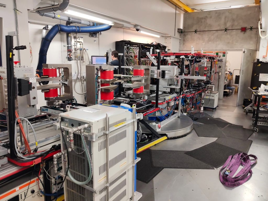 UiTMCPP researchers at the ISIS Neutron and Muon Source, UK, June 2026 (photo 2 of 4)