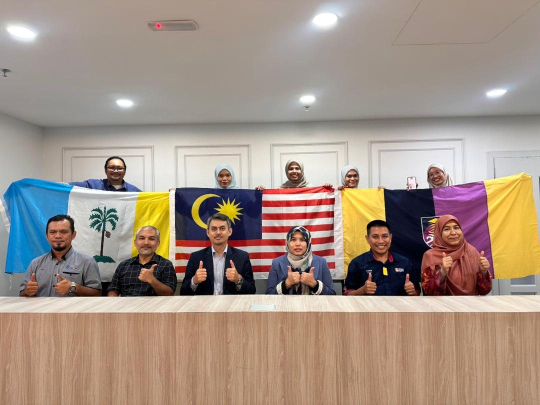 Flag-off for UiTMCPP research attachments at Prince of Songkla University, Thailand, and ISIS, UK (photo 1 of 4)