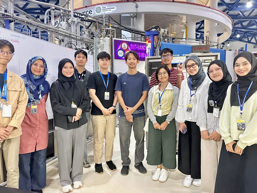 UiTMCPP researchers at the Synchrotron Light Research Institute (SLRI), Thailand, December 2024 (photo 4 of 5)